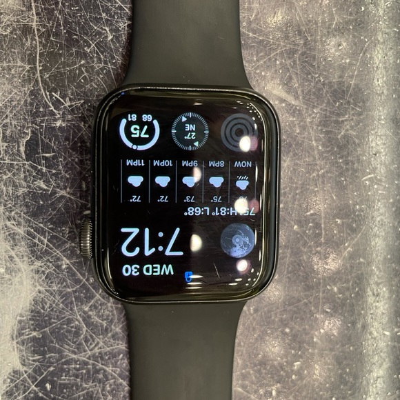 Apple series 5 Apple Watch main image 7